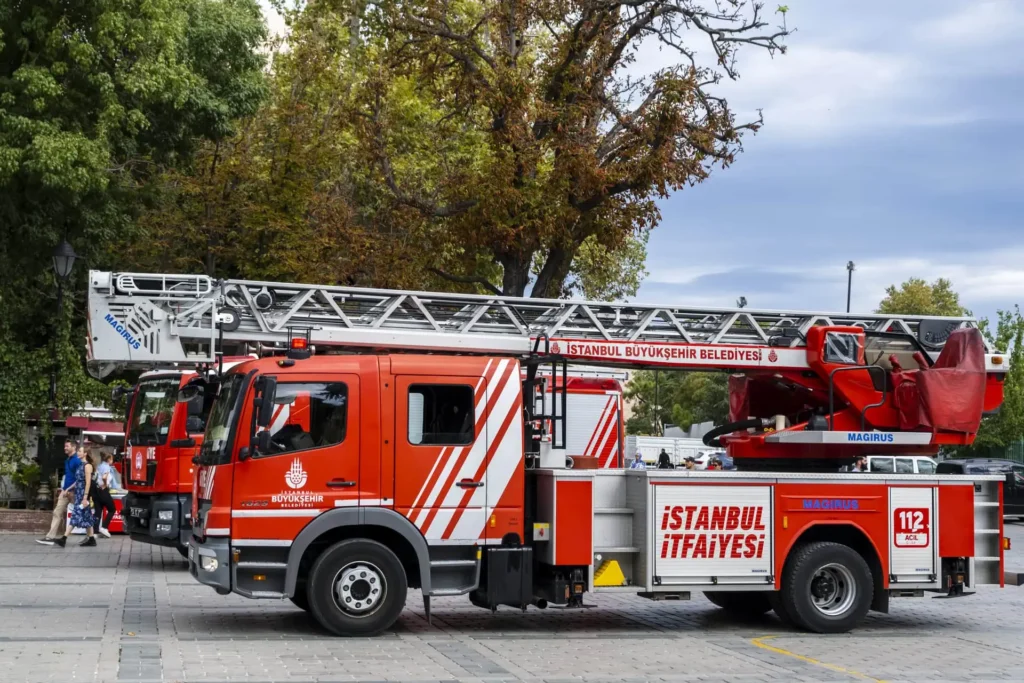 تعزيز الامتثال للمعايير الأوروبية في شاحنات الإطفاء ذات السلالم المنتجة محليًا