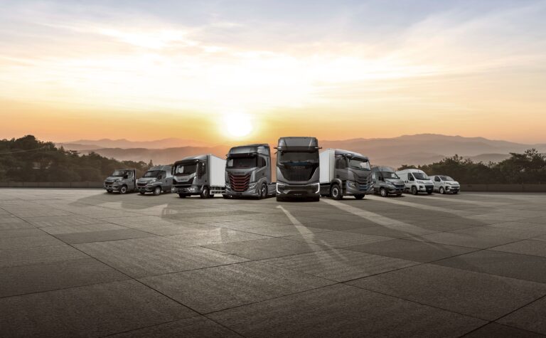 IVECO stellt Modellprogramm 2026 und neue Markenstrategie in Turin vor IVECO stellt Modellprogramm 2026 und neue Markenstrategie in Turin vor